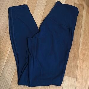 Lululemon wunder lounge super high rise 28"